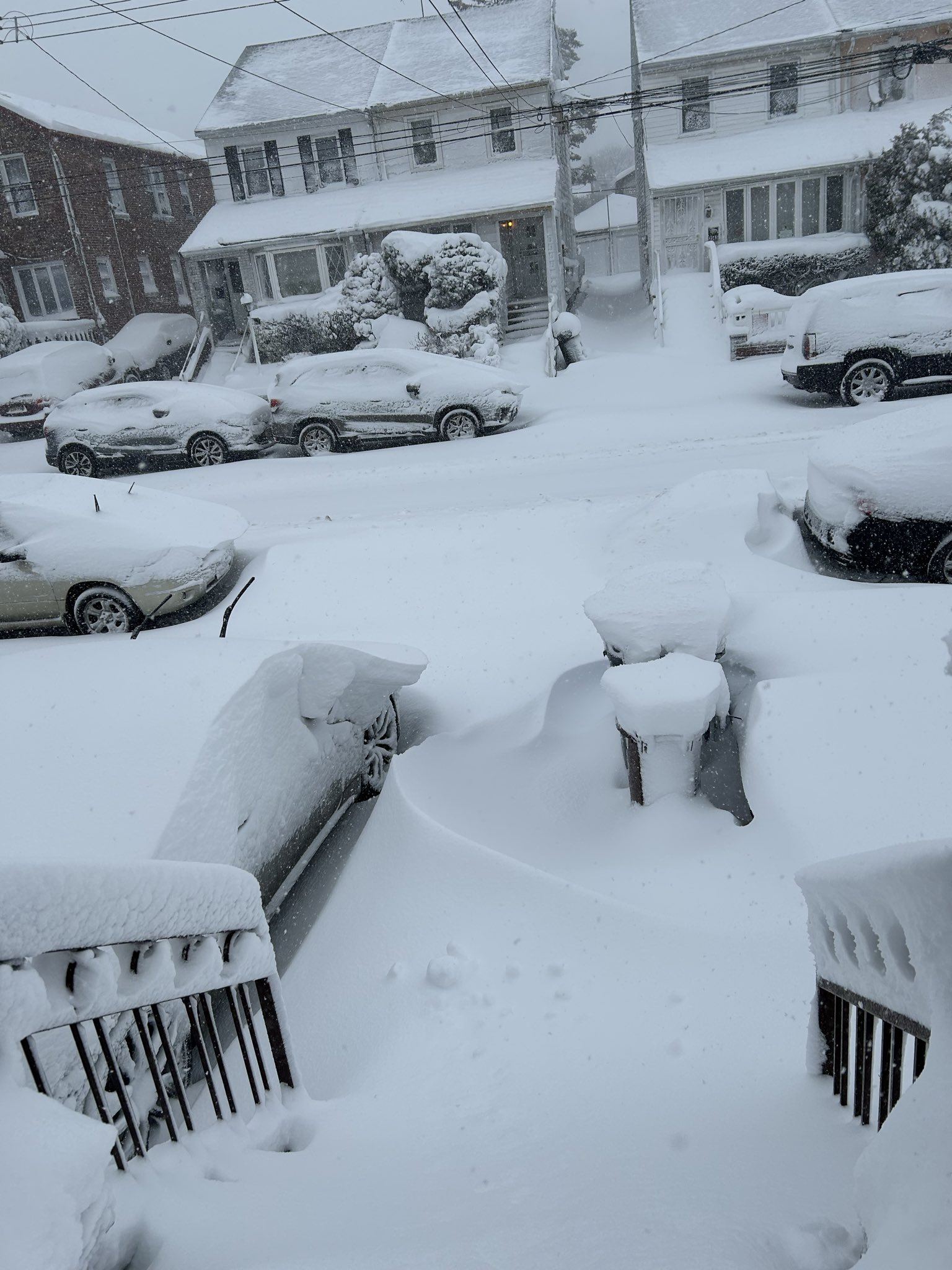 Blizzard Leaves New York Paralyzed