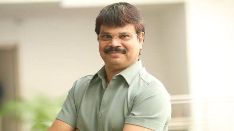 Boyapati Srinu discussing film script