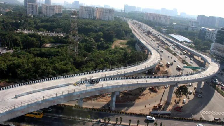 Gachibowli IIIT junction flyover construction