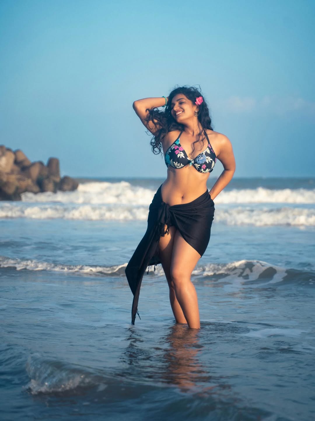Gayatri Chaganti Posing Boldly By Beach Rocks
