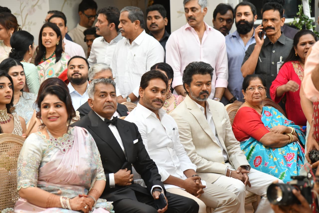 Jagan with Tamil Hero Vijay Photos