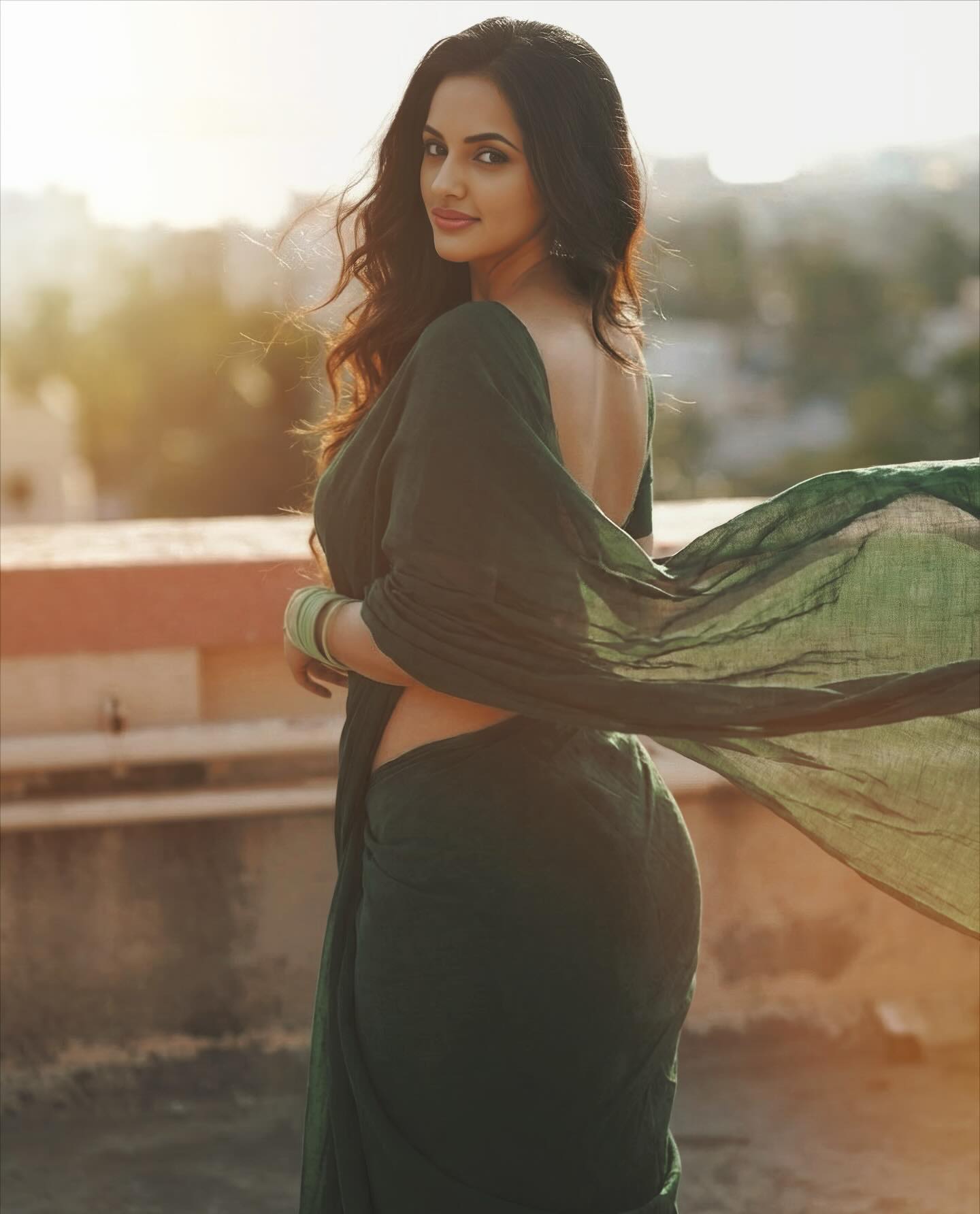 Minimal Styling Highlighting Confident Saree Pose