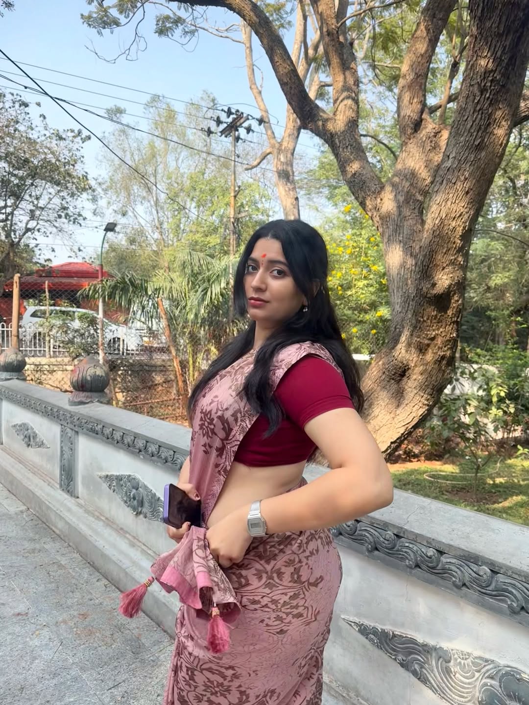 K Sudha Displaying Toned Midriff In Saree Drape