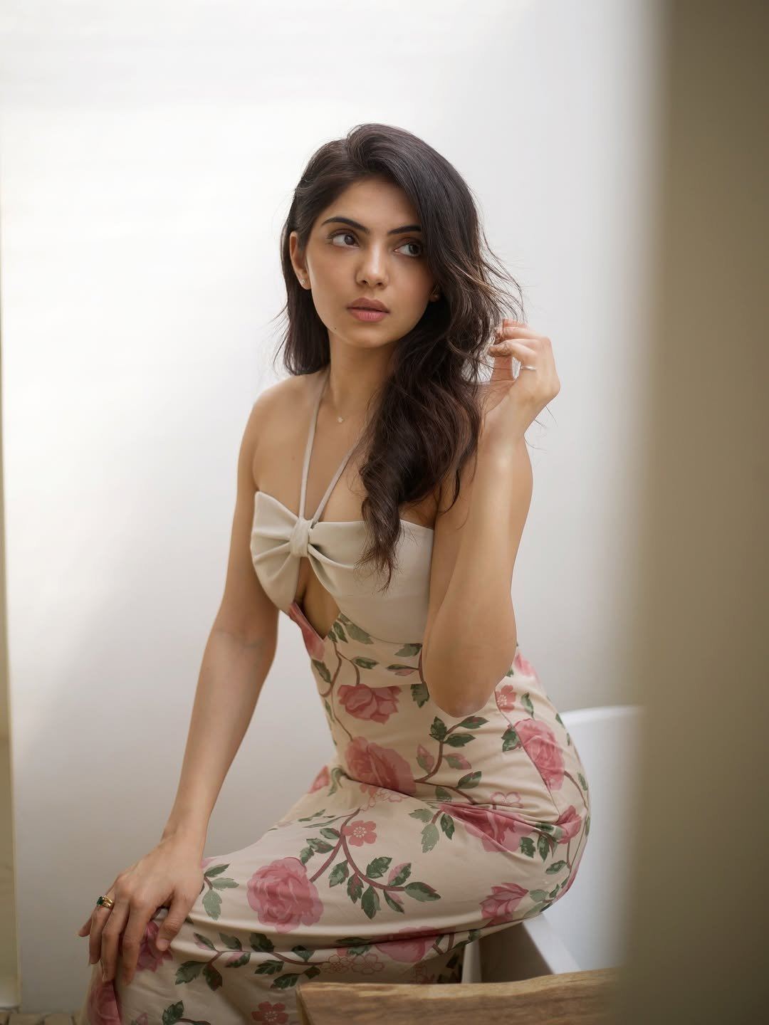 Misha Narang Flaunting Long Wavy Brown Hair Slay