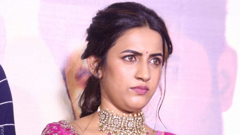 Niharika Konidela Slams Filmfare Awards