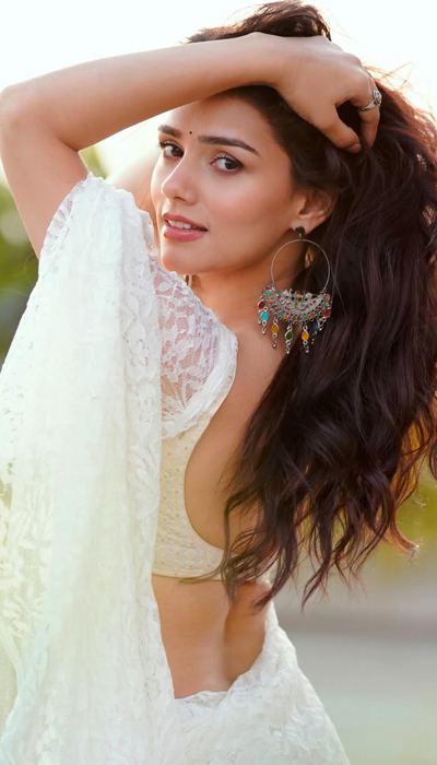 Close Up Portrait Of Nishi Saxena In White Silk