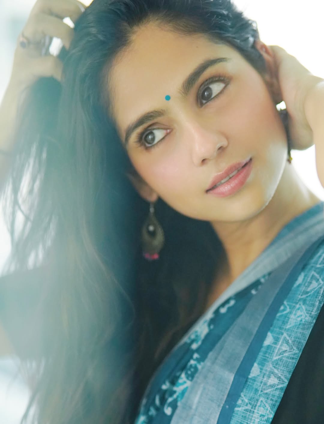 Rose Sardana Flaunting Bold Desi Girl Avatar Look