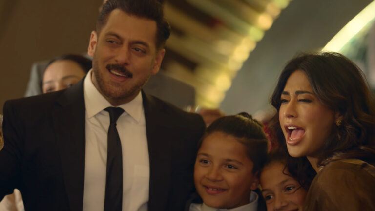 Salman Khan Main Hoon song still
