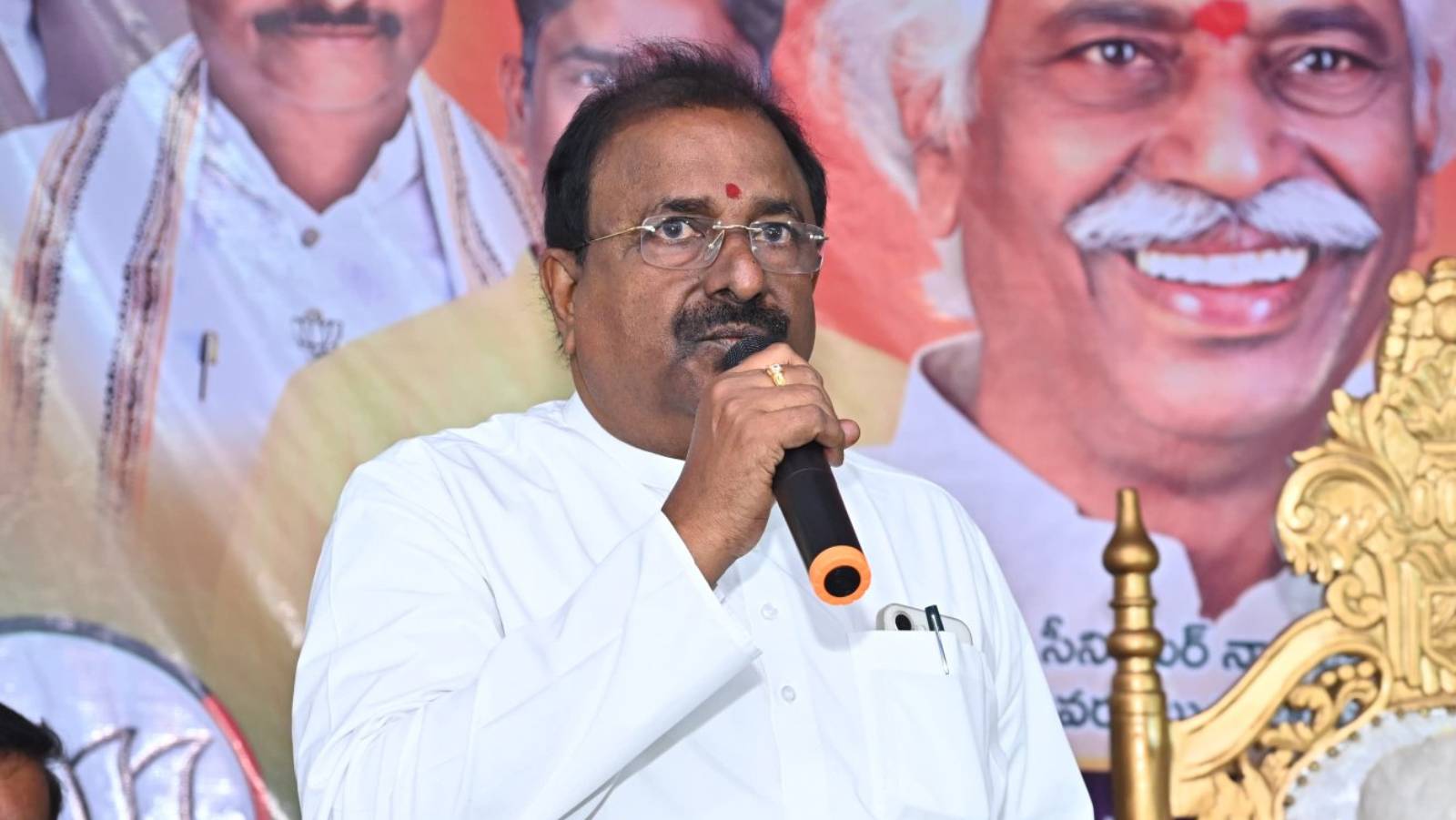 Somu Veerraju Slams YSRCP Over Tirumala Issue