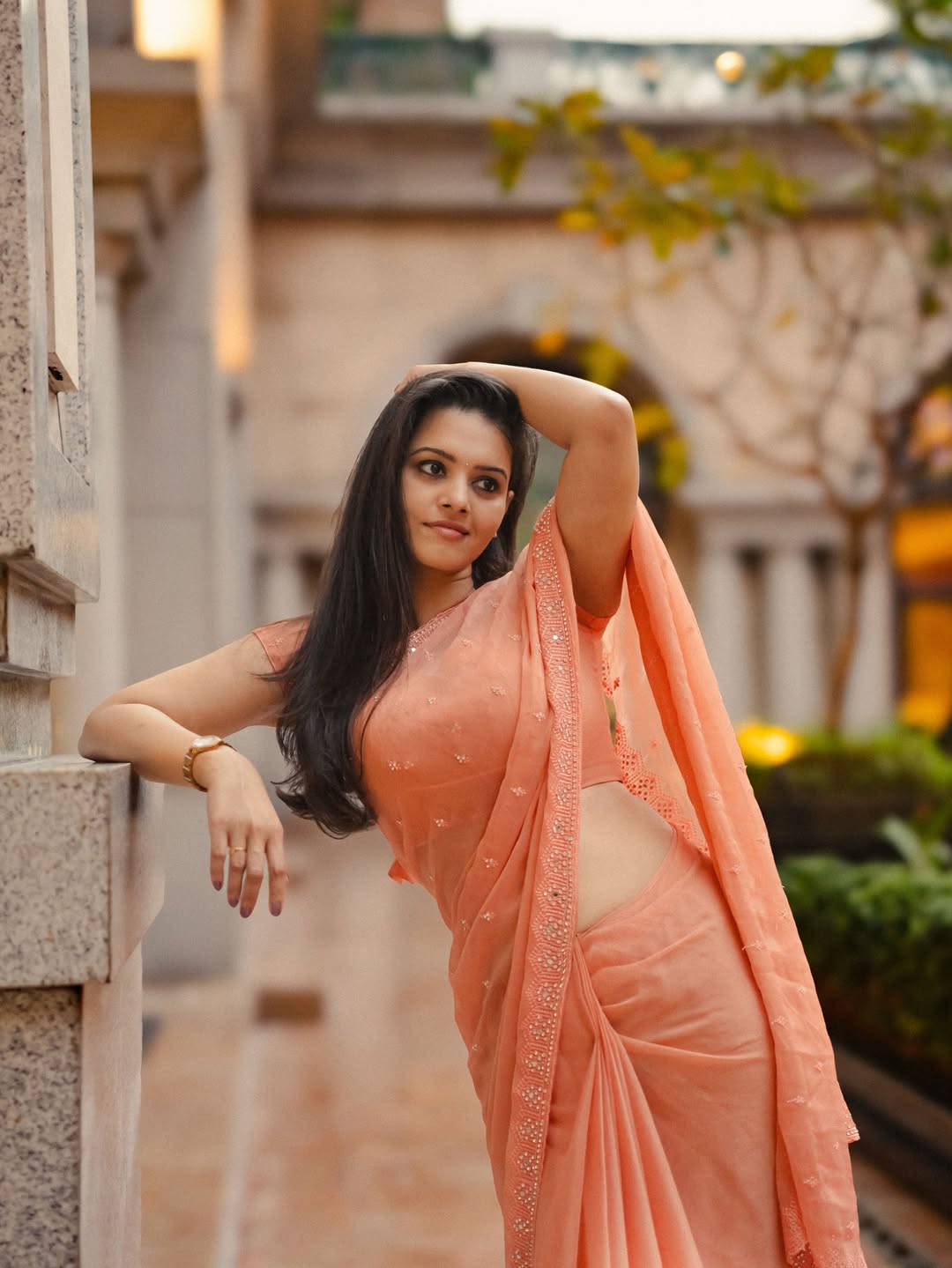 Stunning Swathishta Krishnan Flaunts Her Curves.