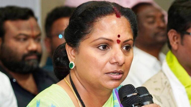 Why Kavitha Fell Out with KCR and BRS Party