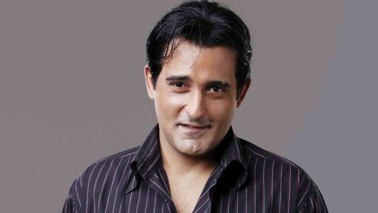 Akshaye Khanna FA9LA dance viral step