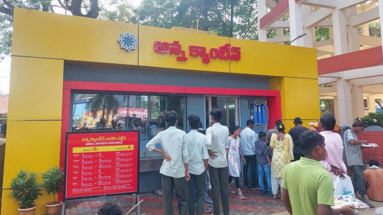 Anna Canteens in Andhra Pradesh serving affordable food during gas crisis with long queues of people
