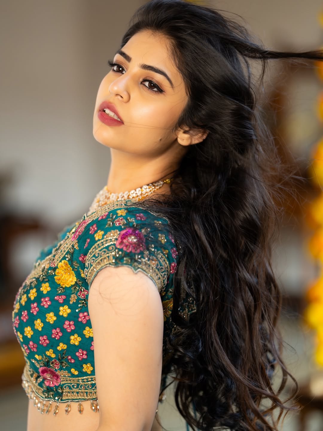 Bandhavi Sridhar Bold Navel Show In Blue Silk