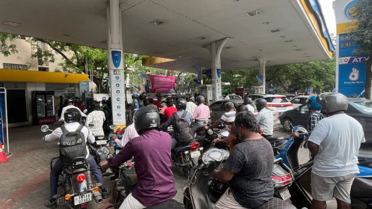 Chennai Petrol Panic After Rumours of Fuel Shortage
