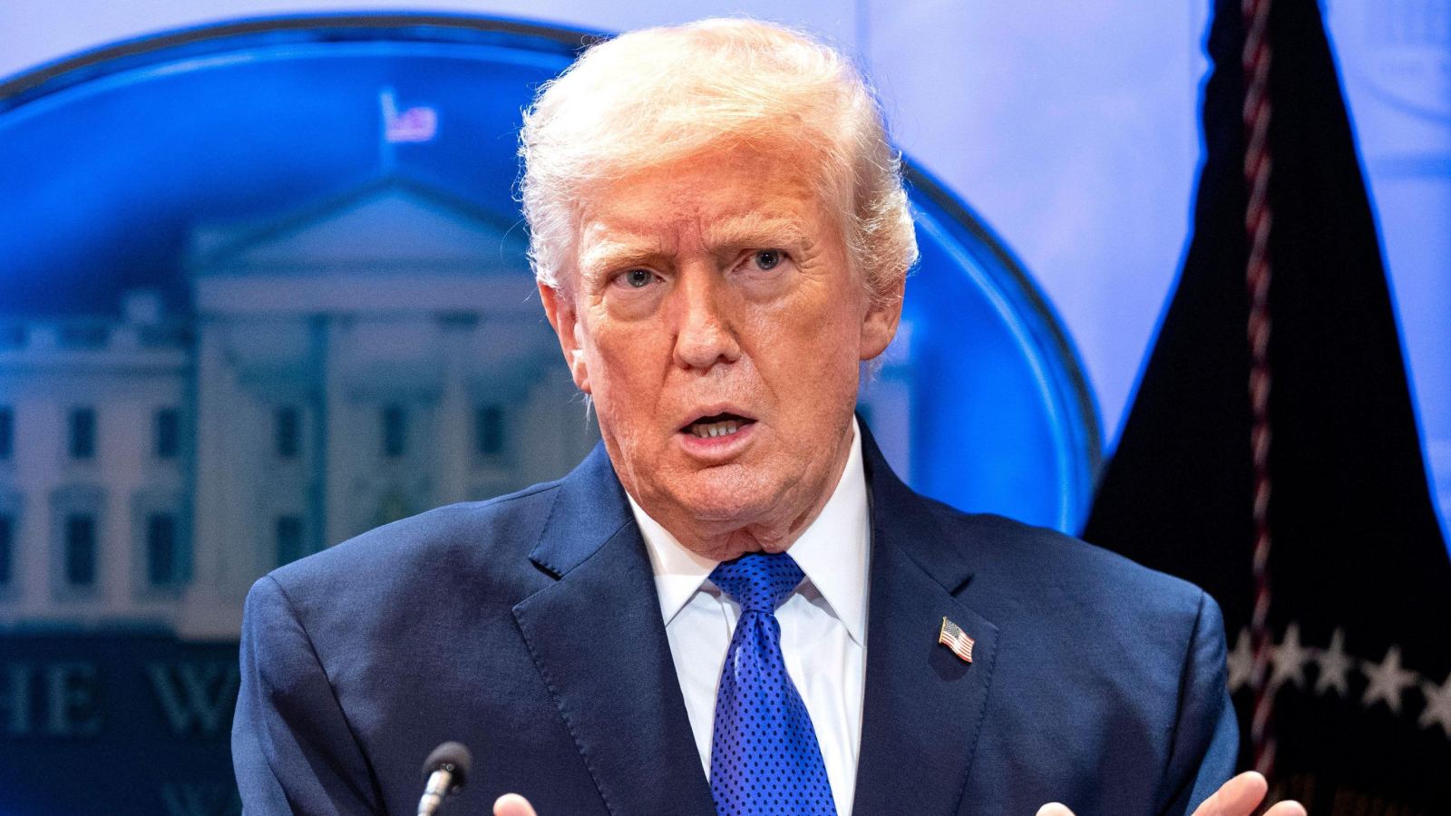 Global stock markets crash amid Trump’s aggressive policies and rising geopolitical tensions