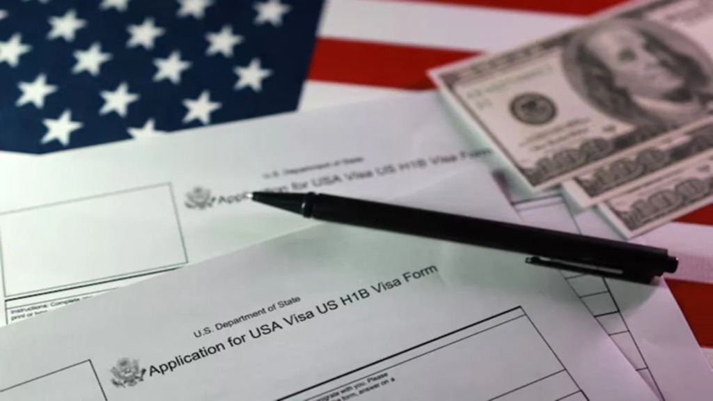 H-1B worker visa status issue case