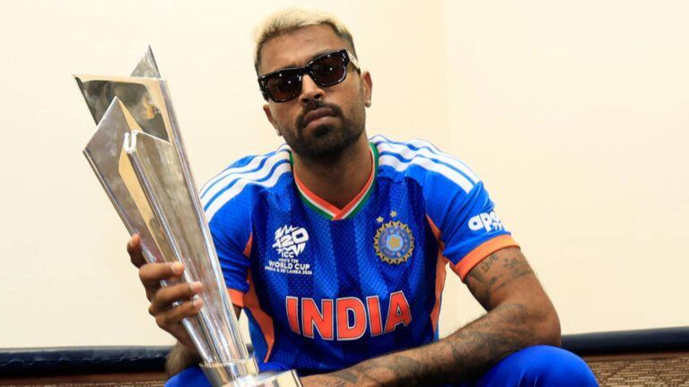 Hardik Pandya ICC trophy celebration