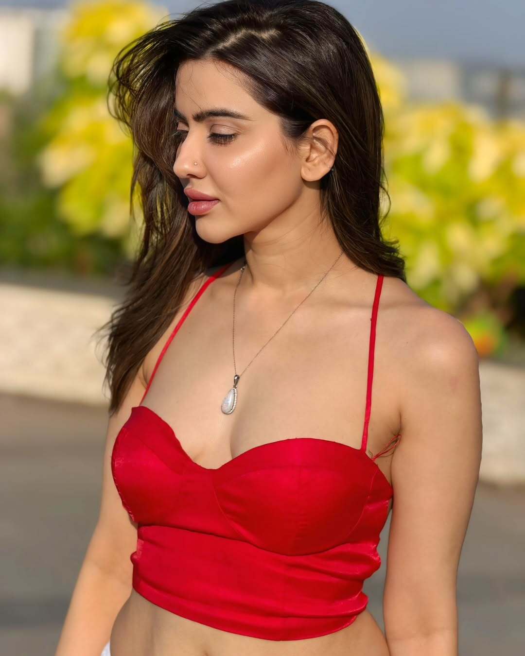 Hritiqa Chheber Sassy Expression In Satin Silk