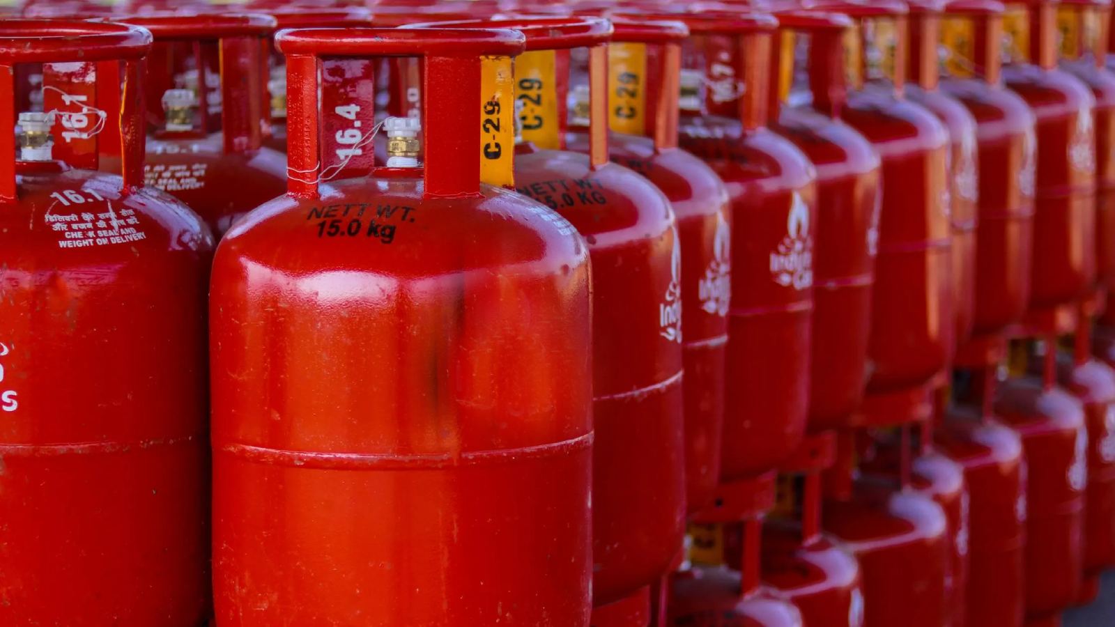 Hyderabad biryani and Bengaluru dosa stalls affected by LPG shortage due to Iran war tensions