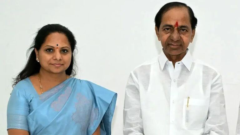 KCR Kavitha Politics