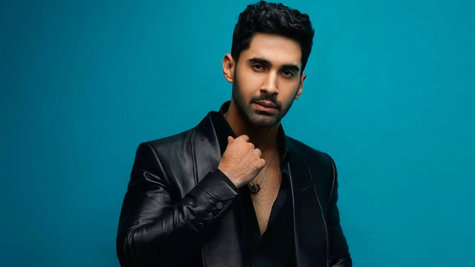 Lakshay at Dostana 2 project discussion