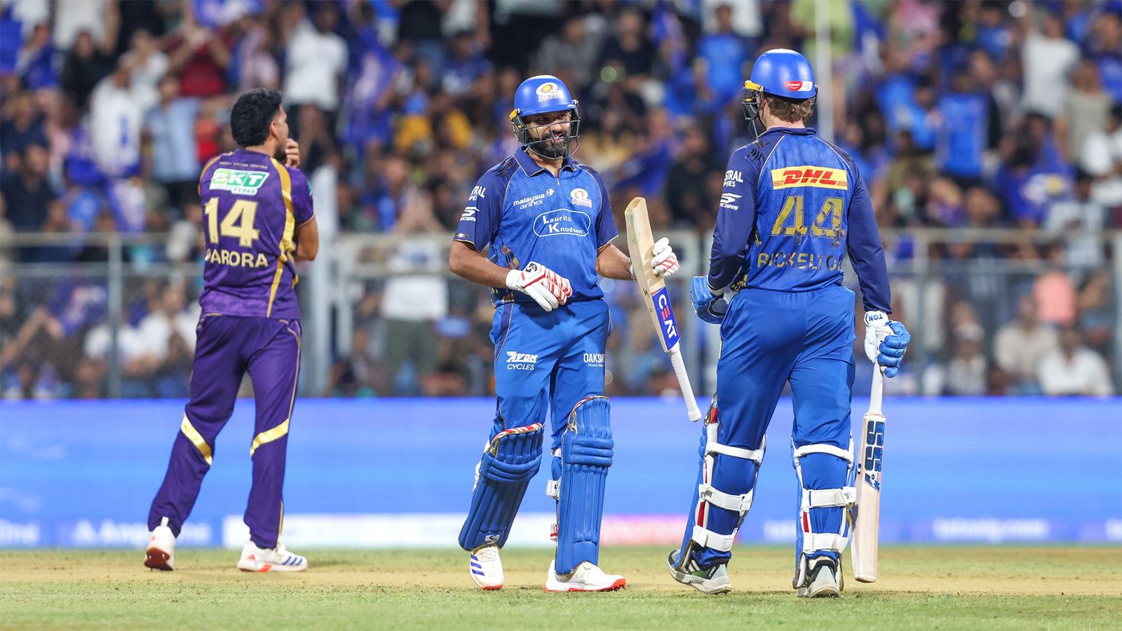 MI vs KKR IPL 2026 match action