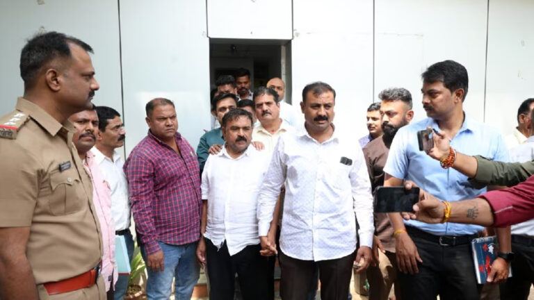 Nashik godman scandal investigation case