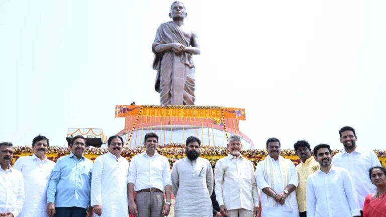 Potti Sriramulu Statue Unveiled in Amaravati