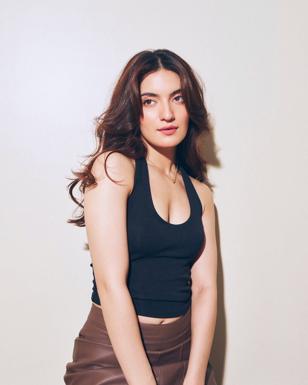 Pratibha Ranta Flaunting Her Toned Midriff Area