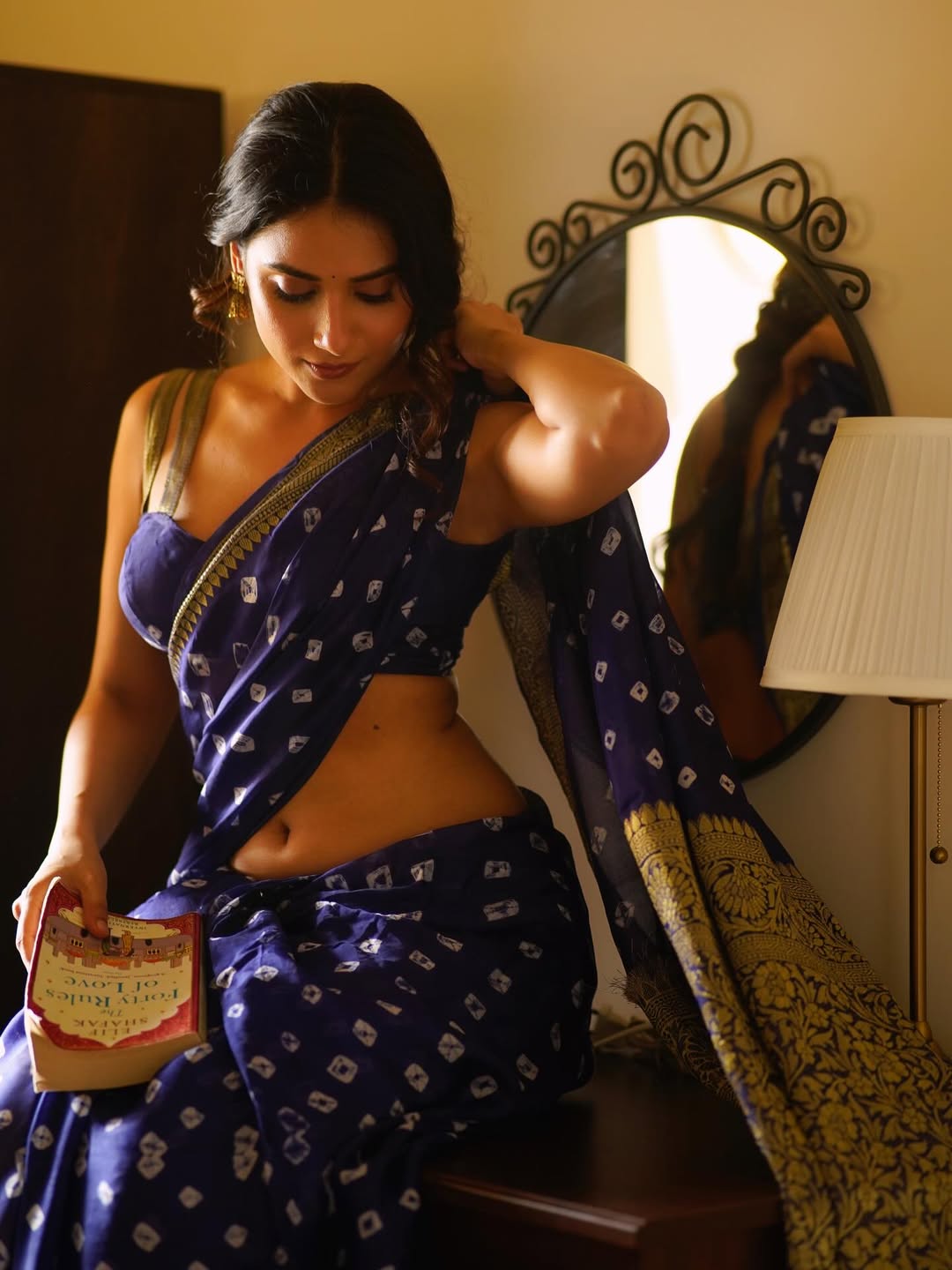 Prisha Singh Highlighting Her Toned Midriff Area