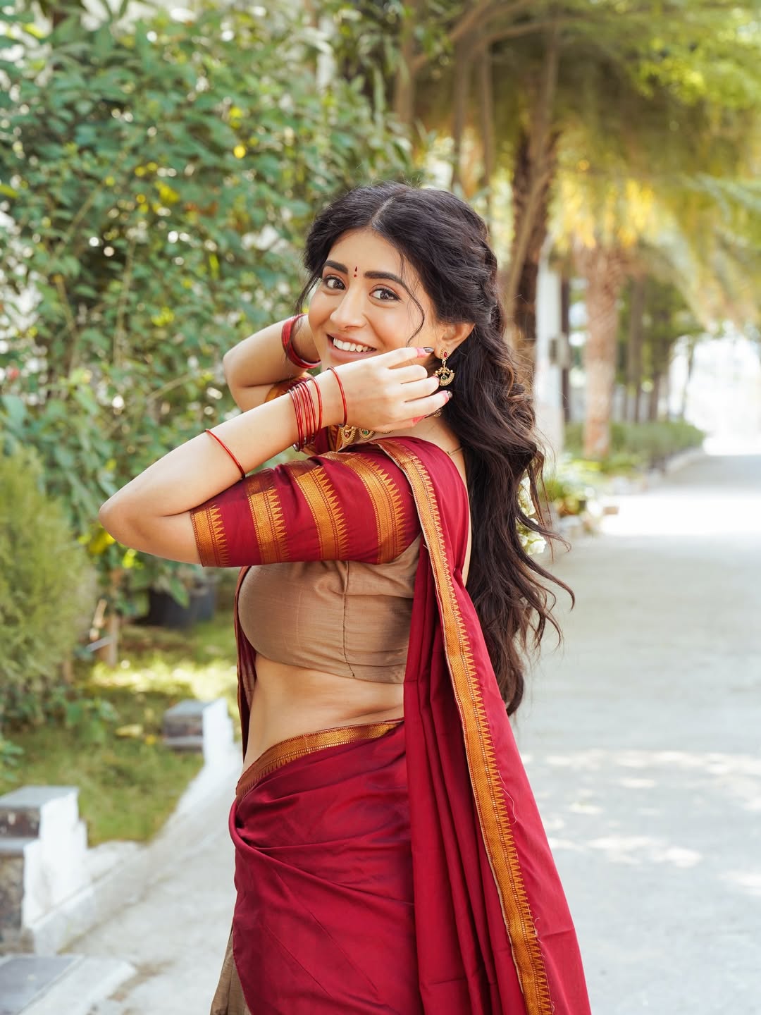 Rashi Singh Elegant Side Profile In Silk Drape