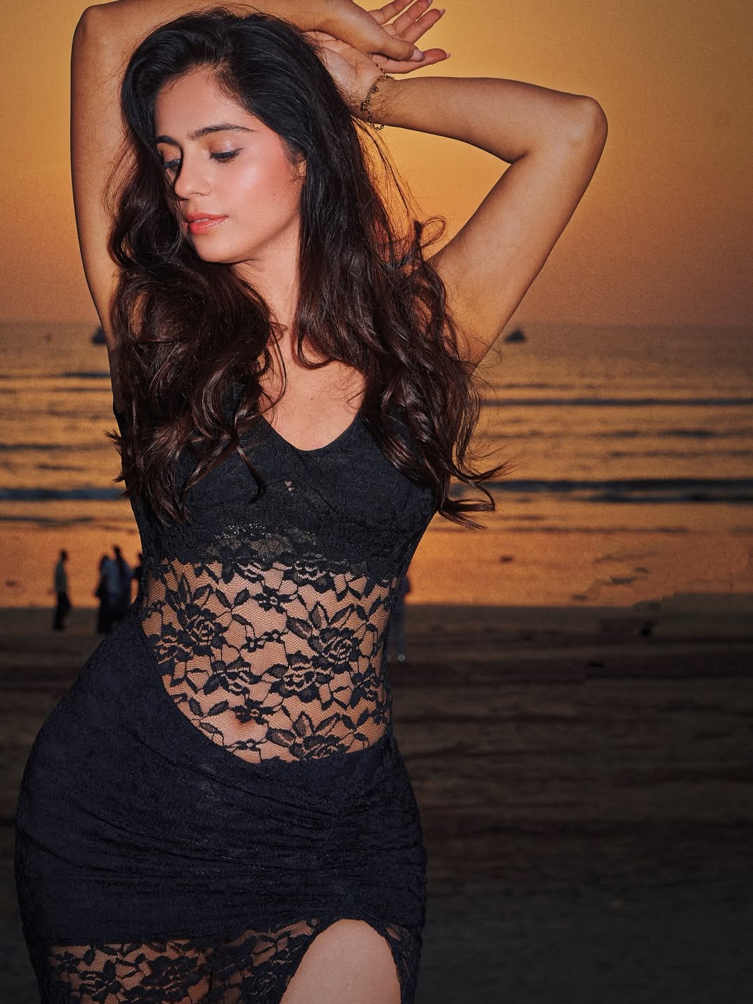 Rose Sardana Spicy Sunset Beach Photoshoot Pose