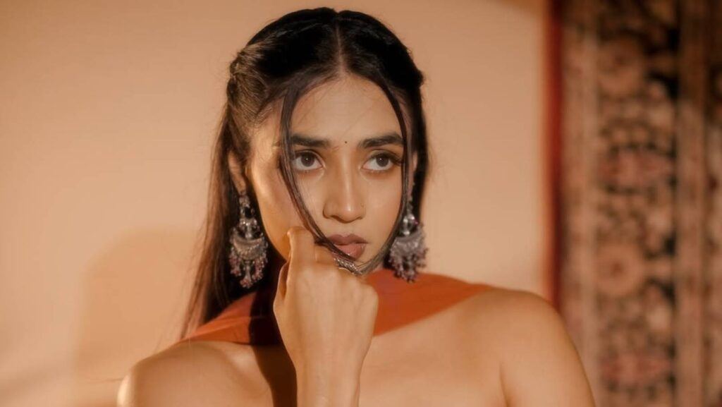 Sapthami Gowda at public event