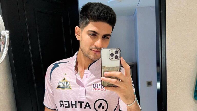 Shubman Gill iPhone debate Naman Awards