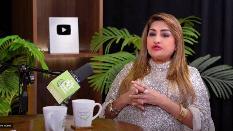 Simi Chandoke interview on Bollywood gossip