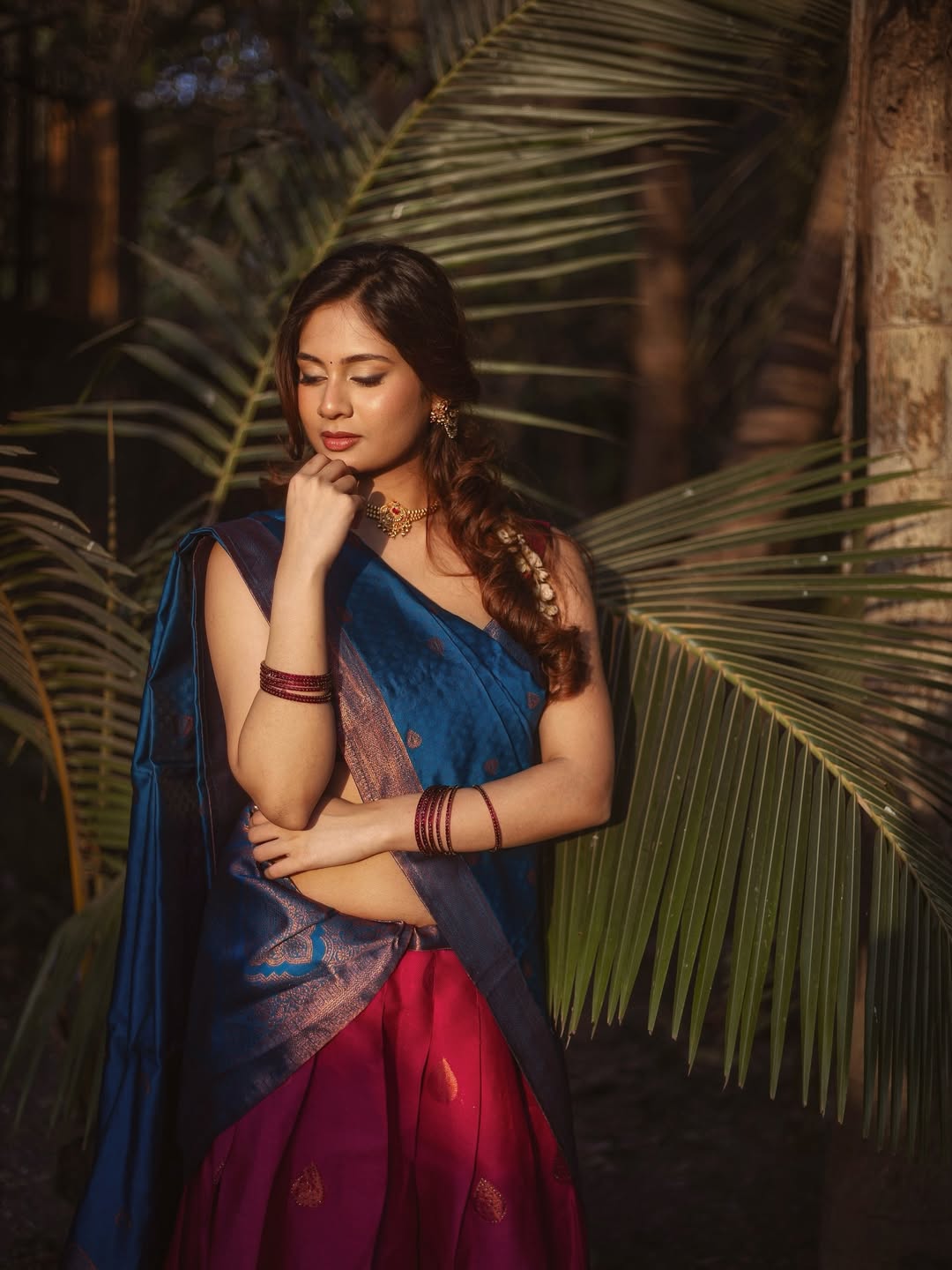 Srushti Bannatti Radiant In Teal Silk Saree Fit