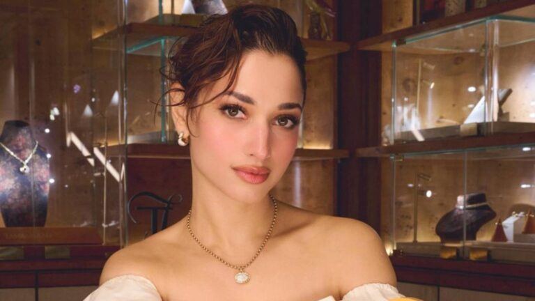 Tamannaah in Ravi Teja Irumudi role