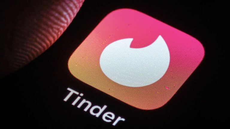 Tinder scam Andheri café case