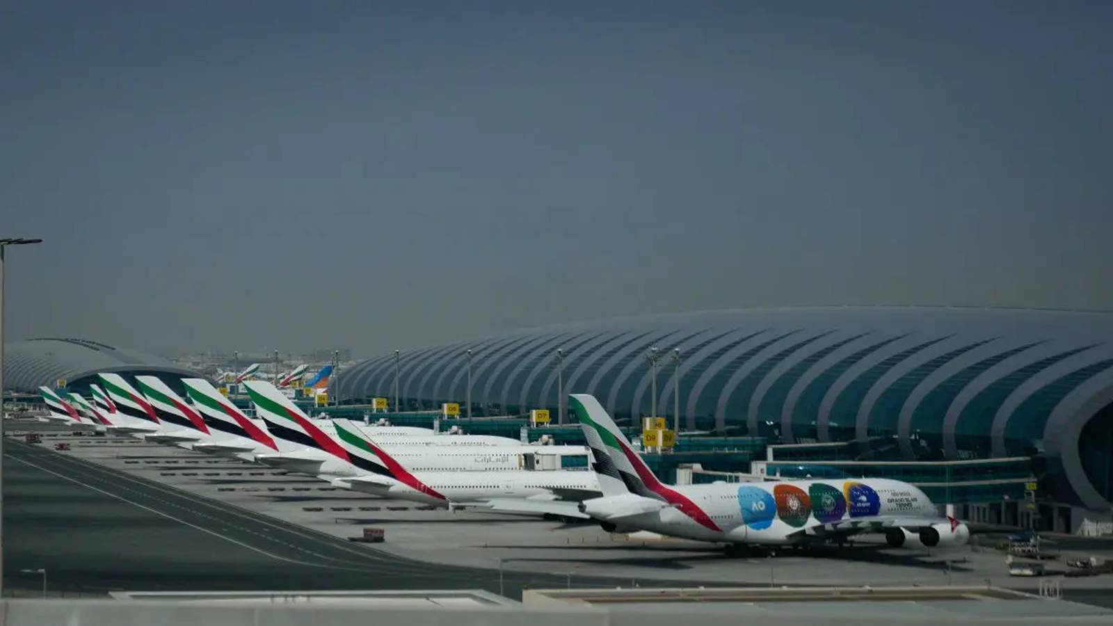 UAE airlines resume flights