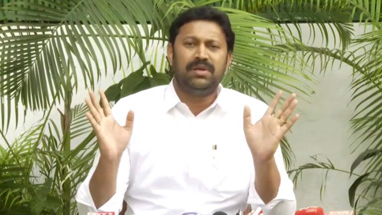 YS Avinash Reddy on Vivekananda case