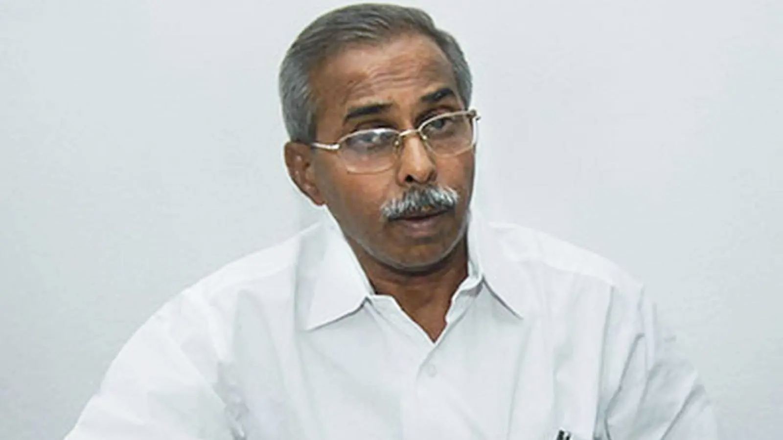 YS Vivekananda Reddy murder case hearing in Supreme Court with four-week deadline for trial progress