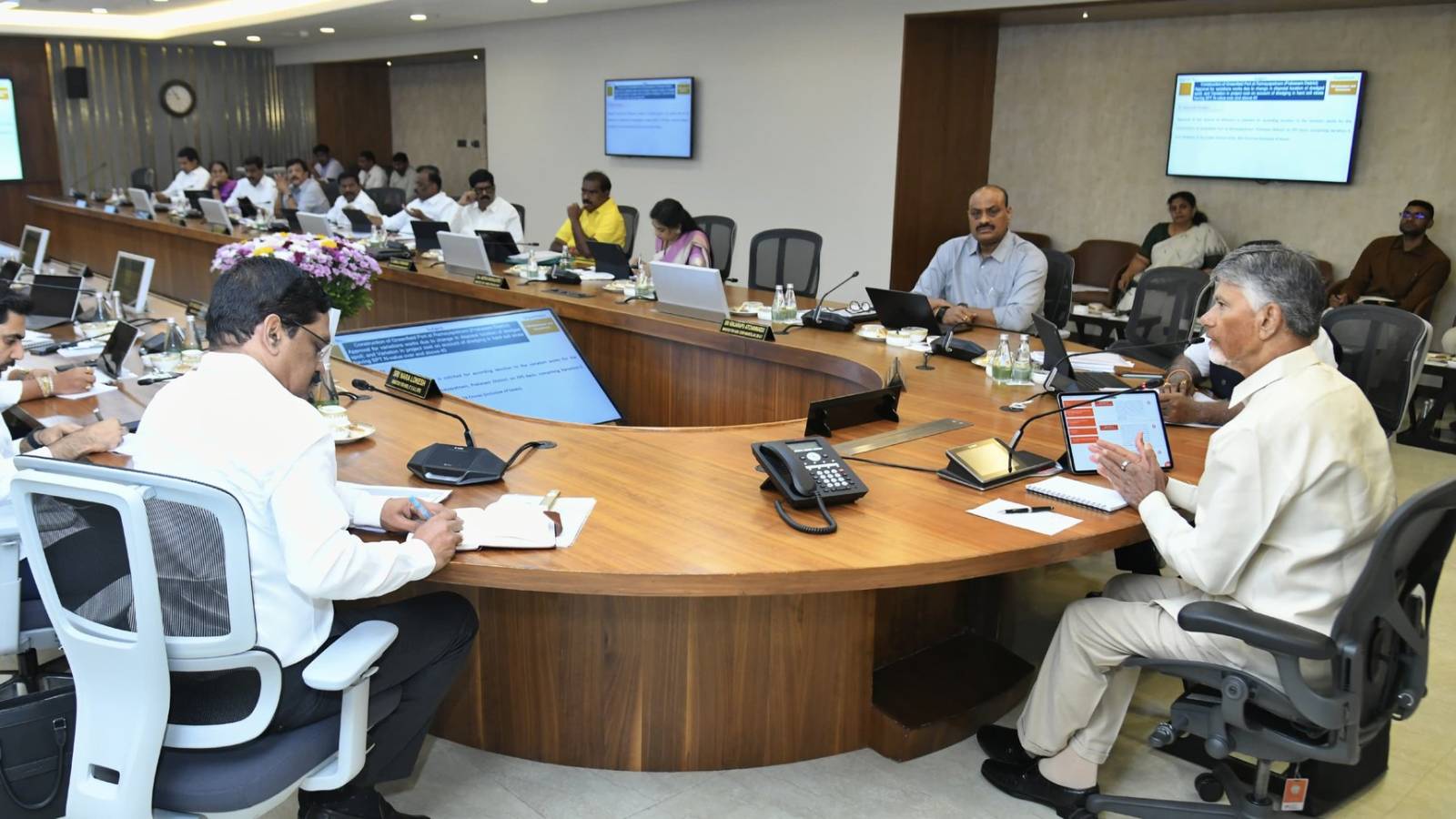 Chandrababu Naidu Warns on YSRCP, Pushes AI Awareness