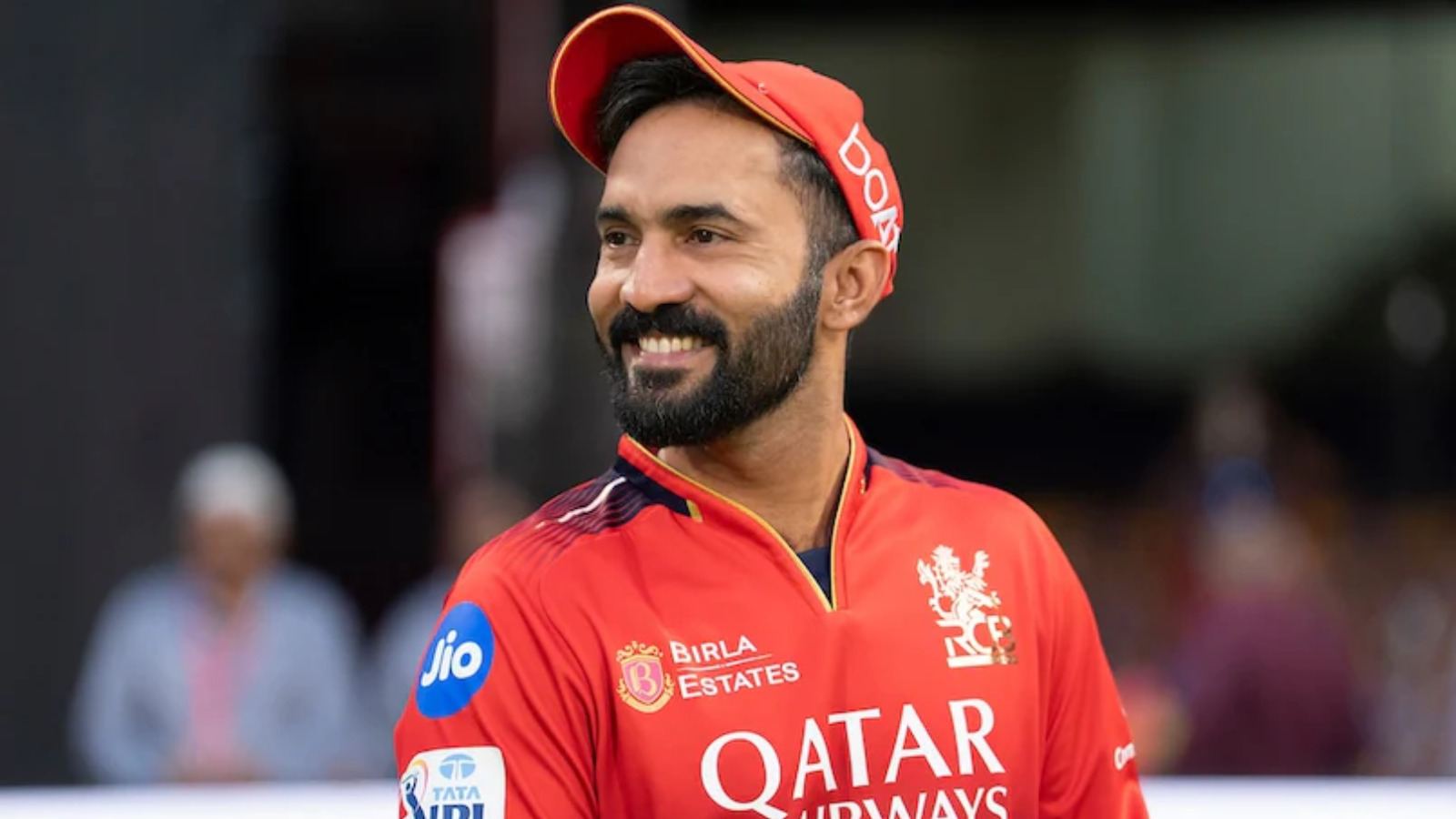 Dinesh Karthik coaching Phil Salt RCB