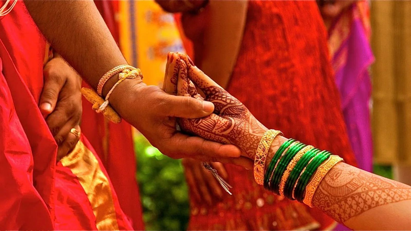 Dowry harassment case Lucknow shocking demand