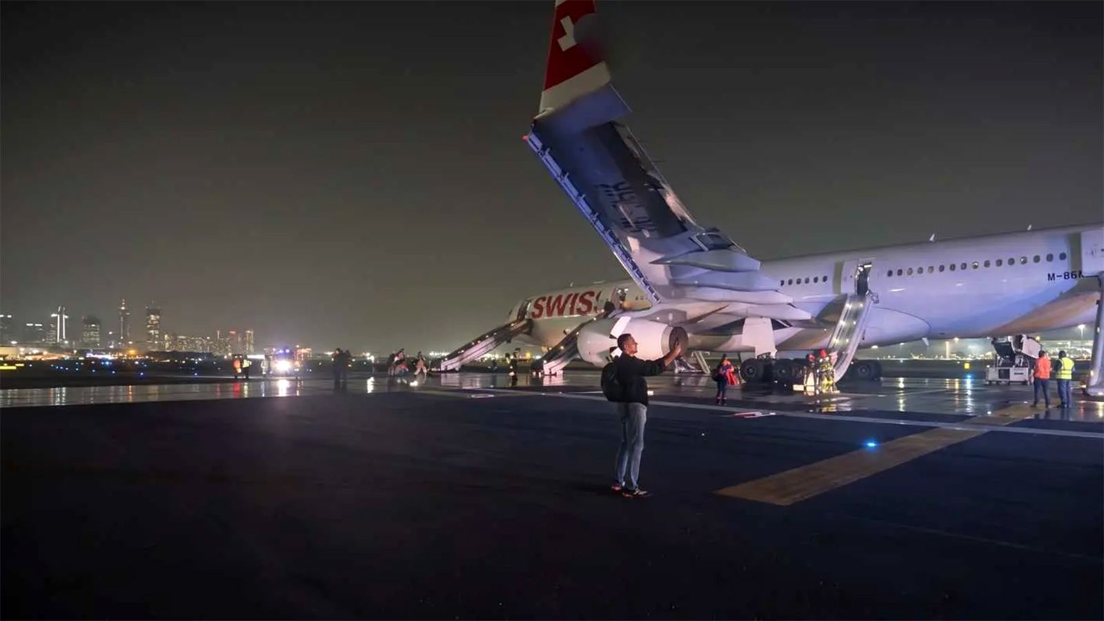 Emergency evacuation at Delhi airport flight