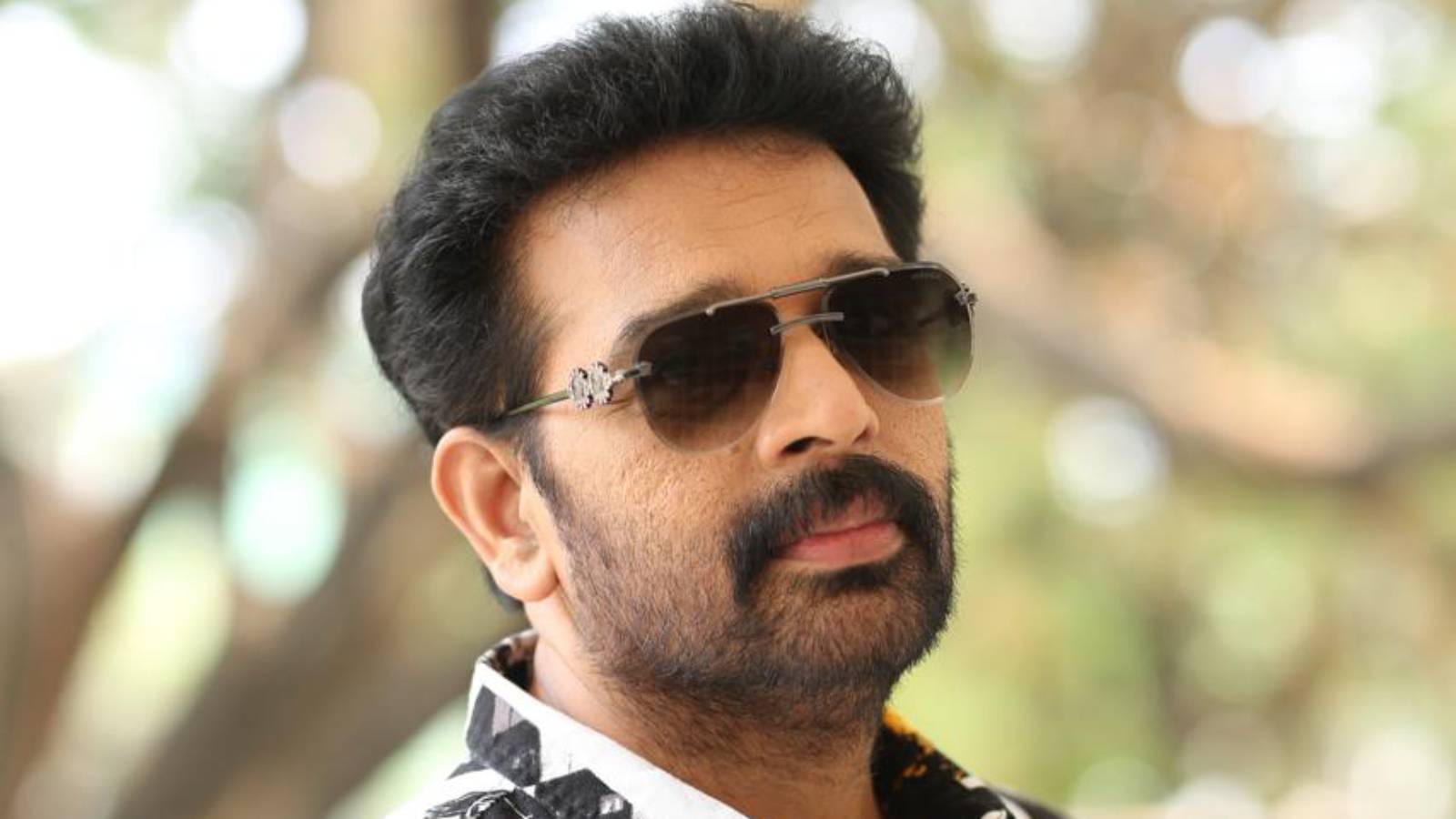 Gayapadda Simham JD Chakravarthy