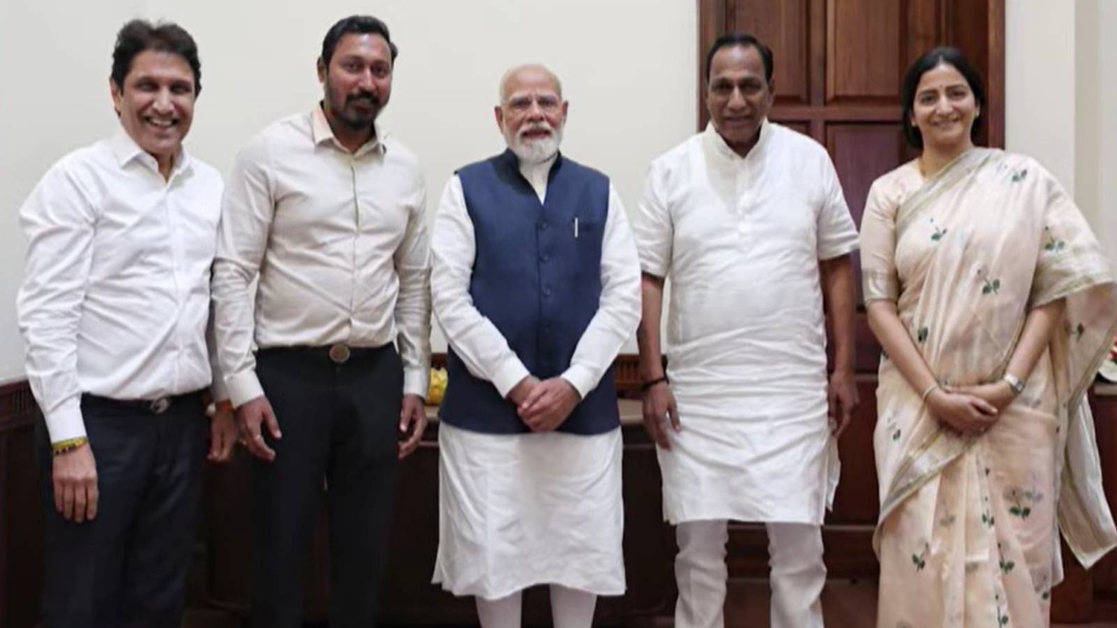 అయితే మల్లారెడ్డి కవచధారణ అప్పుడే కాదా?