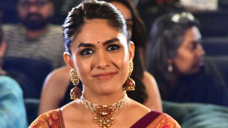 Mrunal Thakur Dacoit role