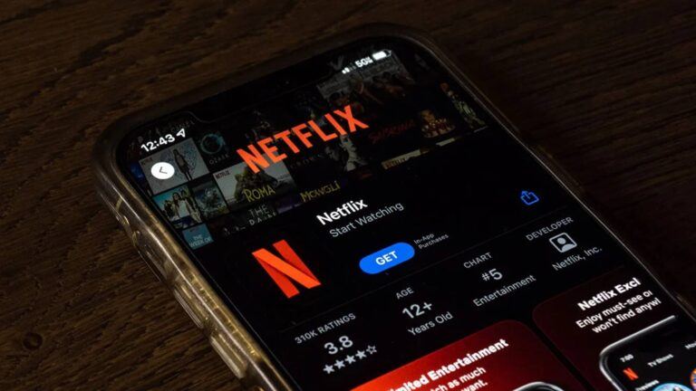 Netflix mobile vertical video feed